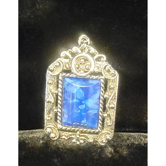 Vintage Sarah Coventry "Roman Holiday" Reversible Ornate Silver-Toned Pendant - Picture 9 of 11